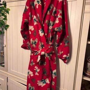NWOT Courtney & co Xl teddy bear robe. Long